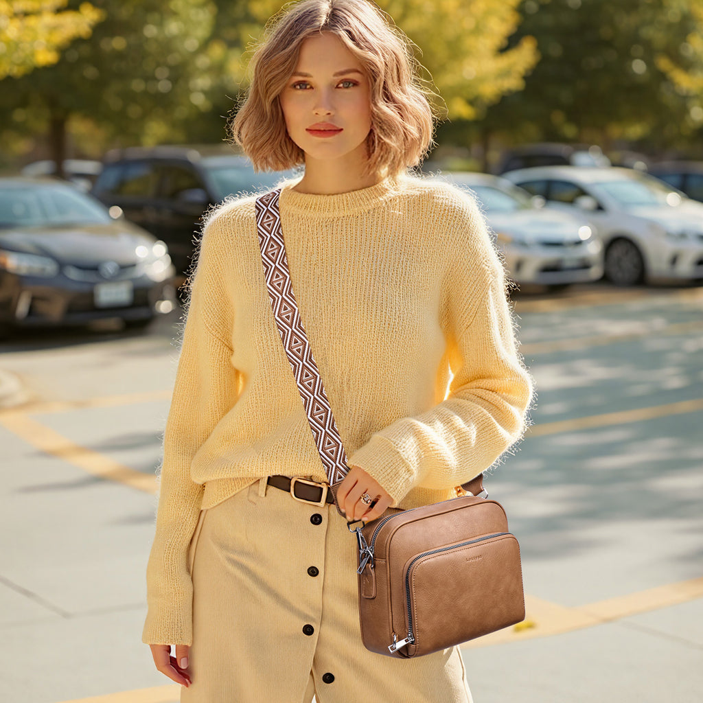Camel crossbody bag model view | color:Camel